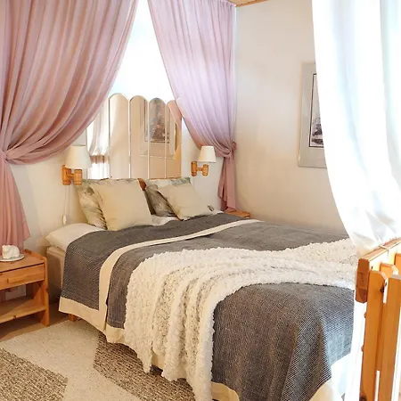 Tahkontintinlenkki شقة *